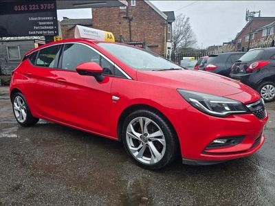 Used Vauxhall Astra SRi 136 HP (100 kW) 2016 Red Hatchback