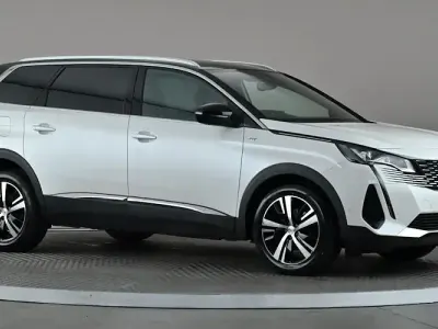 Used Peugeot 5008 GT 131 HP (96 kW) 2023 White SUV