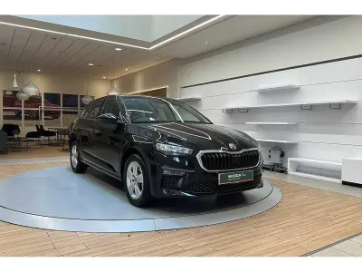 Gebraucht Skoda Scala SE 113 PS (83 kW) 2025 Schwarz Kleinwagen