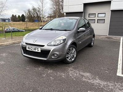 Used Renault Clio IV Dynamique 75 HP (55 kW) 2012 Grey Hatchback