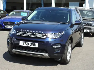 Used Land Rover Discovery 5 HSE 2018 Blue SUV
