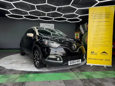 Usado Renault Captur Dynamique 90 CV (66 kW) 2015 Beige SUV