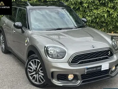 Used Mini Cooper S Countryman Sport 224 HP (164 kW) 2019 Silver SUV