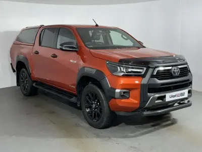 Used Toyota HiLux 201 HP (147 kW) 2021 Orange Pickup