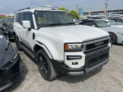 Used Toyota Land Cruiser 204 HP (150 kW) 2025 White SUV