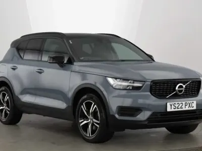 Used Volvo XC40 R-Design 194 HP (142 kW) 2022 SUV