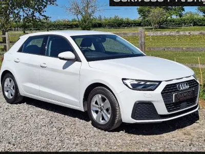Usado Audi A1 Sportback Design 95 HP (69 kW) 2021 Citadino