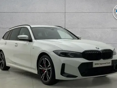 Begagnad BMW 320 M Sport 181 HK (133 kW) 2024 Vit Kombi