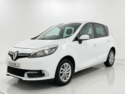 Used Renault Scénic III Dynamique 110 HP (80 kW) 2013 White MPV