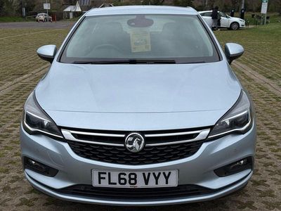 Used Vauxhall Astra SRi 150 HP (110 kW) 2018 Silver Hatchback
