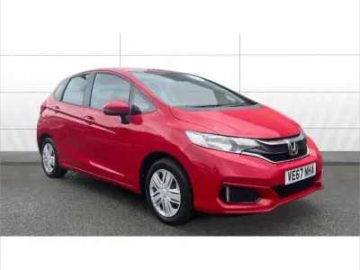 Used Honda Jazz S 102 HP (75 kW) 2017 Red Hatchback
