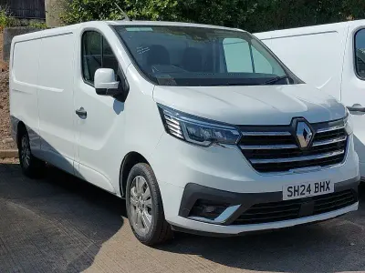 Used Renault Trafic 2024 White MPV