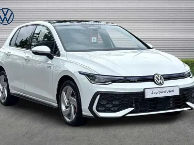 Used VW Golf VIII GTE 272 HP (200 kW) 2026 White Hatchback