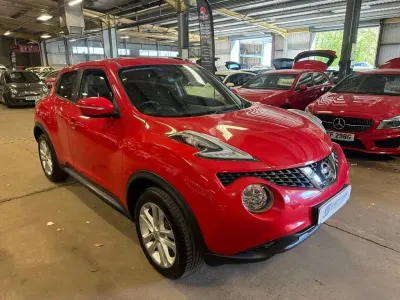 Begagnad Nissan Juke Acenta 110 HK (80 kW) 2015 Röd SUV