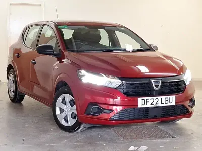 Used Dacia Sandero Essentiel 67 HP (49 kW) 2022 Red Hatchback