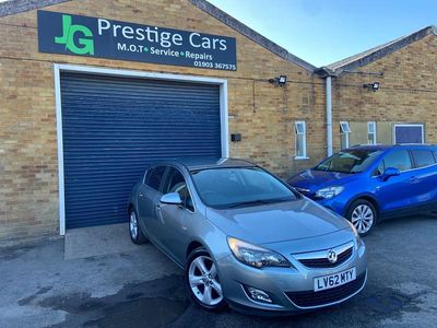 Used Vauxhall Astra SRi 2012 Silver Hatchback