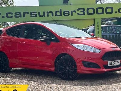 Used Ford Fiesta Zetec 140 HP (102 kW) 2015 Red Hatchback