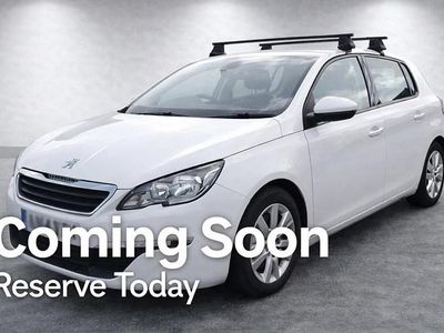 Used Peugeot 308 Active 100 HP (73 kW) 2014 White Hatchback