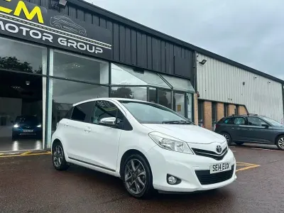 Used Toyota Yaris Trend 101 HP (74 kW) 2014 White Hatchback