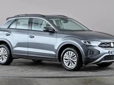 Usado VW T-Roc Life 110 HP (80 kW) 2023 Cinzento SUV
