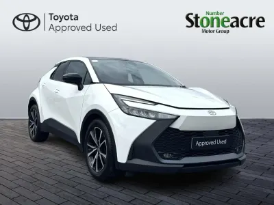 Second-hand Toyota C-HR Design 140 CP (102 kW) 2024 Alb SUV