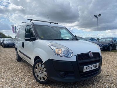 White Used 2015 Fiat Doblò MPV | £4,981 (A bit pricey)