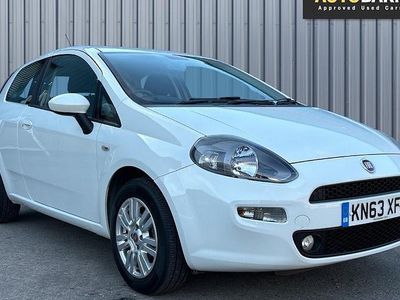 Used Fiat Punto Easy 69 HP (50 kW) 2013 White Hatchback
