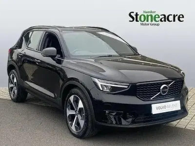 New Volvo XC40 Plus 163 HP (119 kW) 2026 Black SUV