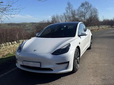 Used Tesla Model 3 Long Range AWD 366 kW (498 HP) 2021 White Sedan