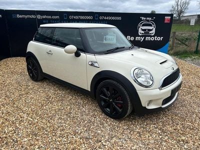 Used Mini Cooper S Hatch 2008 White Hatchback