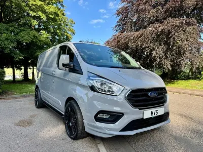 Used Ford Transit Custom Limited 130 HP (95 kW) 2023 Grey Van