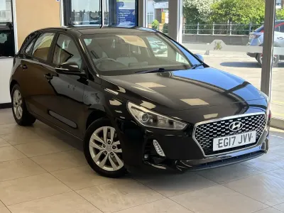 Used Hyundai i30 SE 110 HP (80 kW) 2017 Black Hatchback