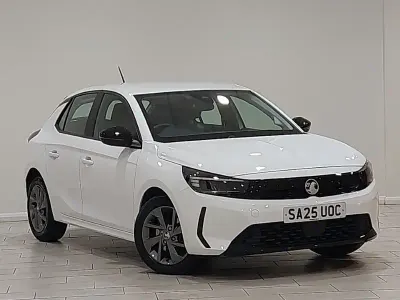 Used Vauxhall Corsa Design Edition 100 HP (73 kW) 2025 White Hatchback