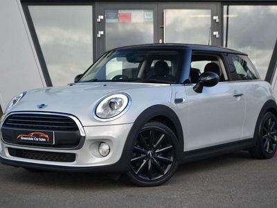 Używany Mini Cooper Hatch 2016 Srebrny Hatchback