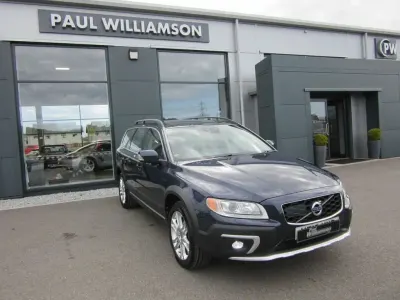 Usado Volvo XC70 SE Lux 215 HP (158 kW) 2013 Azul Carrinha