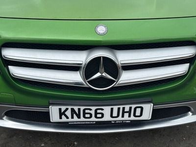 Mercedes GLA220