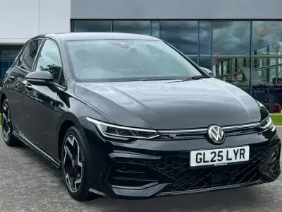 Used VW Golf VIII R-line 150 HP (110 kW) 2025 Black