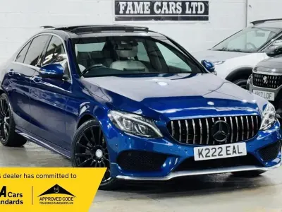 Second-hand Mercedes C300 AMG Line Premium Plus 2015 Albastru Berlinǎ