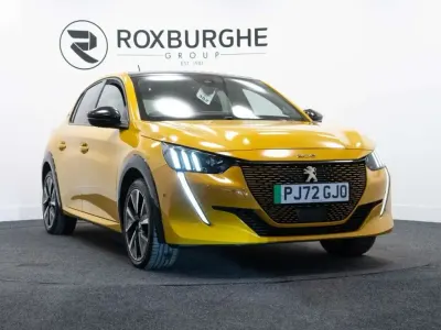 Occasion Peugeot e-208 GTi 100 kW (136 ch) 2022 Jaune Citadine