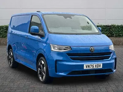 Used VW T7 Pro 2025 Mid blue metallic Van