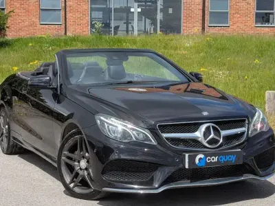 Gebraucht Mercedes E220 AMG line 177 PS (130 kW) 2015 Schwarz Cabrio