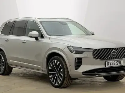 Gebraucht Volvo XC90 Ultra 250 PS (183 kW) 2025 Silber SUV