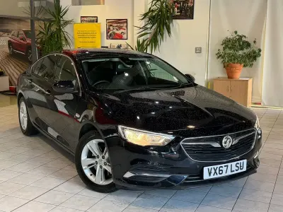 Used Vauxhall Insignia Sport 136 HP (100 kW) 2017 Blue Hatchback