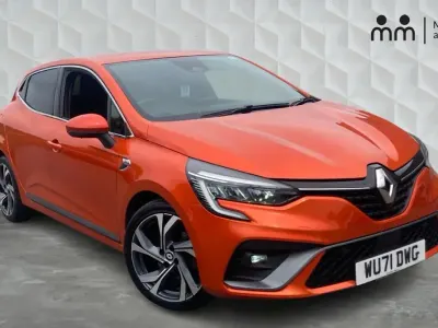Used Renault Clio V RS Line 140 HP (102 kW) 2021 Orange Hatchback