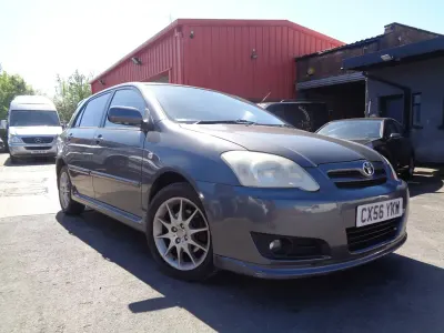 Usado Toyota Corolla SR 2006 Cinzento Citadino