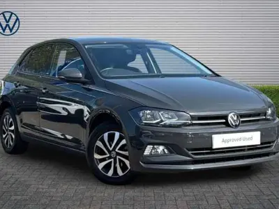 Usado VW Polo Active 95 HP (69 kW) 2021 Cinzento Citadino