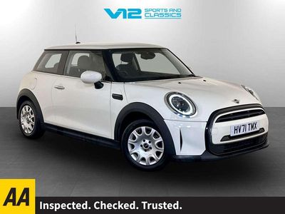 Used Mini ONE Classic 102 HP (75 kW) 2021 White Hatchback