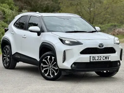 Usado Toyota Yaris Hybrid Design 2022 Branco Citadino