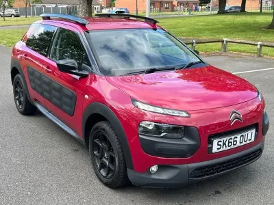 Używany Citroën C4 Cactus Feel 82 KM (60 kW) 2016 Czerwony Hatchback
