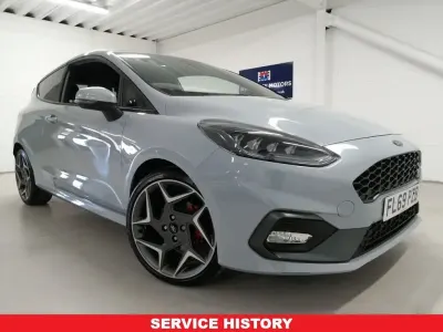 Usado Ford Fiesta ST 200 HP (147 kW) 2019 Prateado Citadino